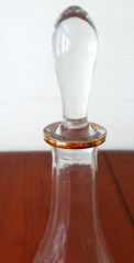ELEGANT CLEAR WINE DECANTER WITH STOPPER UNKNOWN MAKER-R