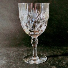 ROYAL BRIERLEY BRAEMAR GRAND WINE GLASS, Cut Crystal, 7 1/8″, 12 oz, ENGLAND