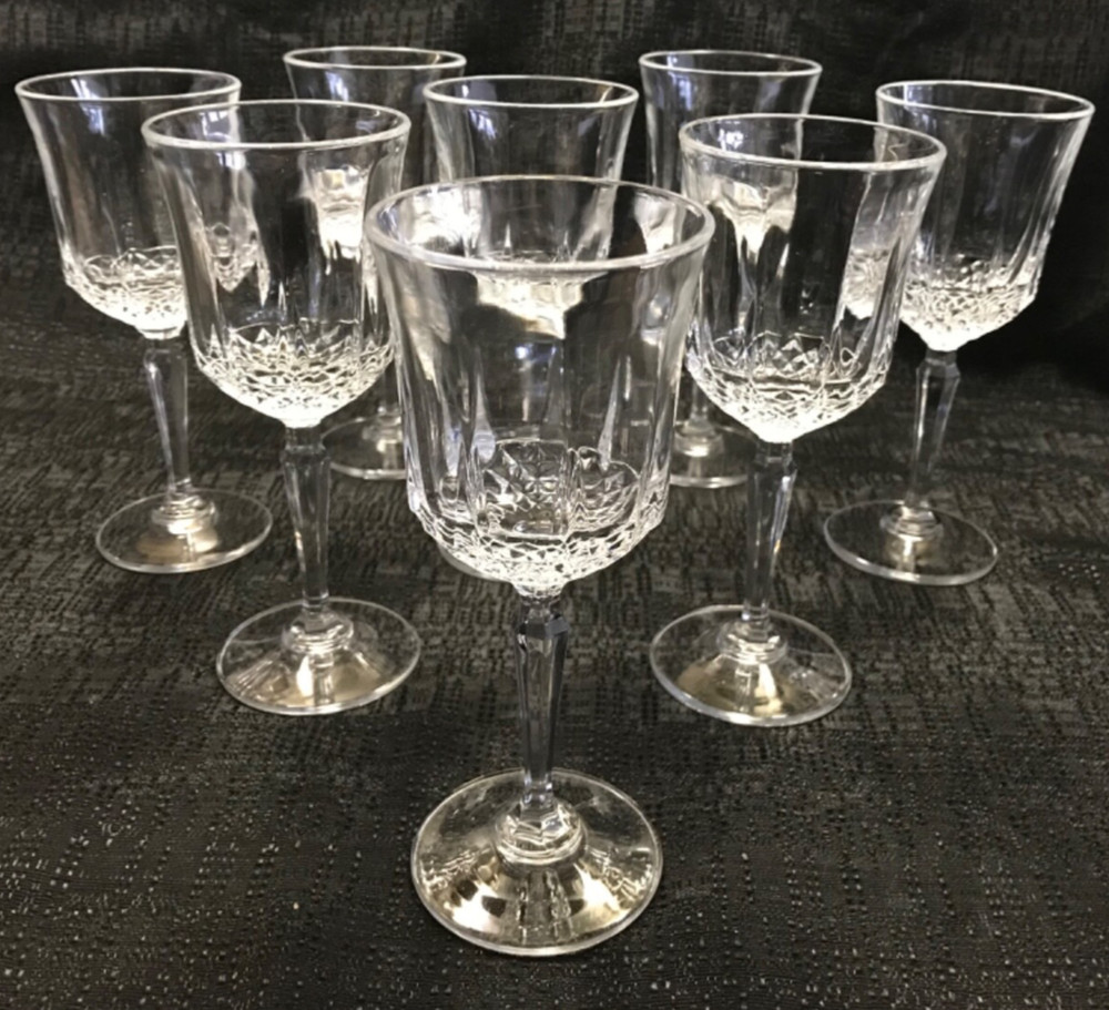 Lot of 8 Crystal Red Wine Glasses 7″ x 2 3/4″