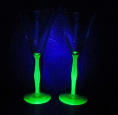 2 Tiffin Swirl Optic Green Uranium Stem Tall Wine Water Goblets Glasses 8.5″
