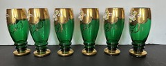 Vtg Bohemian Emerald Green 24k Gold Pained Flowers Water Pitcher & Glass Set