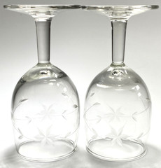 Vintage 1950’s-1960’s Starflower by Javit Set of Two 5 1/4″ Tall Glasses