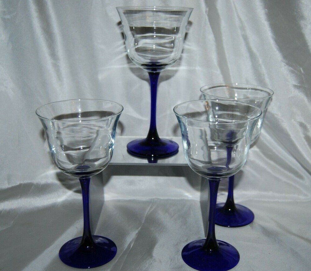 Set of 4 Hock Cobalt Blue Stemmed Wine Glasses 7 1/8” Tall EXCELLENT