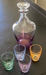 5 PC Decanter W/ Glasses Iridescent France VTG PARISIENNE Bar Rate Nice