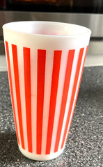 Vintage HAZEL ATLAS RED CANDY STRIPE TUMBLER Milk