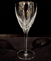 LENOX CRYSTAL MILLENNIUM EDITION FIRELIGHT WINE GLASS PLATINUM RIM 7 7/8″ USA