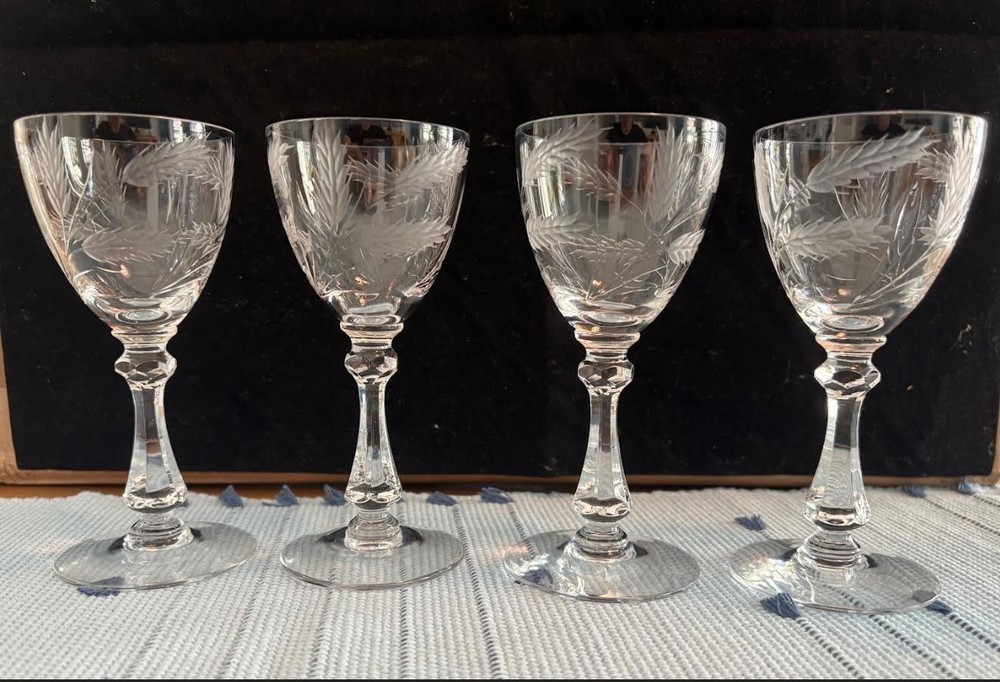 Set of 4 Elegant Vintage Cut Crystal Cambridge Harvest Wheat Pattern Stemware