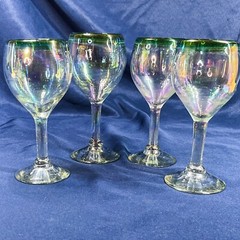 Iridescent Art Wine Glass set of 4 four 8oz 7.75″ tall 3″ at mouth
