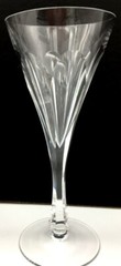 Beautiful Fine Crystal Blade Cut Hand Made 2 Wine and 2 Champagne Vintage