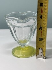 Anchor Hocking Tulip Shaped Ice Cream Sundae Dessert Parfait Glass. Set of 4.