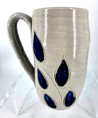Williamsburg Pottery VA 12-16 oz COFFEE BEER MUG Blue Gray stoneware SIGNED