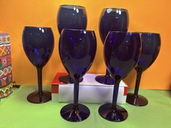 Lot Of 6 Tear Drop Wine/ Water Cobalt Blue Stemmed Glasses. Excellent Condition.