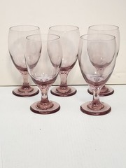 Set of 5 Light Purple Amethyst‑Tint Wine Goblets – 7″ Tall – Excellent Condition