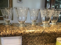 vintage etched cocktail glasses berry pattern (set of 5) 4.5” tall 8oz to rim