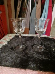 Set Of 2 Crystal Clear Industries Dahlia Made In Romania Blown Glass Wine Glass