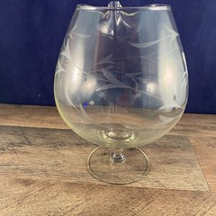 Clear Glass Flowers Daisies Leaves Brandy/Scotch Decanter Snifter Pitcher