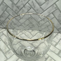 Etched Holly Berry Gold Rim Wine Glass 7.5″ Holiday Vintage
