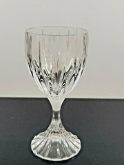 Mikasa Park Lane Crystal Wine Glass Vertical Cut Stemware 6.375″