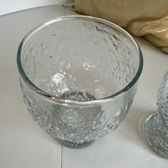 2 Vintage Indiana Textured Glacier Pattern Drinking Glasses Goblet 5” Tall 16 oz