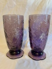 Set of 2 Princess House Fantasia Amethyst Footed Tumblers Glasses 7 1/4″ 20oz