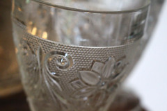 Tiara Indiana Glass Daisy Flower Bloom Beverage Server & 6 Matching Glasses