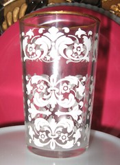 TUMBLER – WHITE pattern on CLEAR glass with GOLD Trim on the Rim