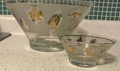 Vintage Chip and Dip MCM Frosted Glass Gold Leaves