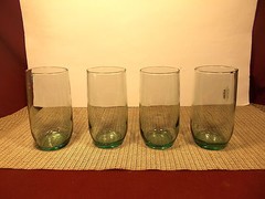 Very Nice Set of 4 Everyday Use Green Glass 12 oz Tumblers 5 1/8″ T x 2 1/2″ W