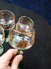 Vintage set of 4 Luminarc Green Tulip Stem Glassware France GOLD RIM GRAPE LEAF