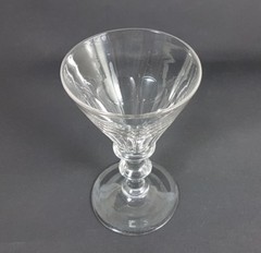 5 Absinthe glasses/ foot beaker, faceted, hand-cut, Bohemia, about 1880 AL269
