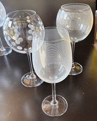 Mikasa Cheers Wine 4 & Cheers Too Ballon 4 Wine Glasses Set of 8 (A)