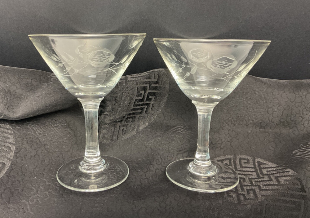 Etched Glass Mini Martini Glasses Set of 2 Floral Pattern M1