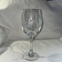 Libbey Arbys Winter Scenery Frosted Pine Trees Wine Glass Goblet Gold Rim