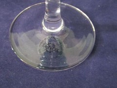 Lenox Holiday Gems Emerald Green Balloon Wine Glass Clear Stem and foot, nwt