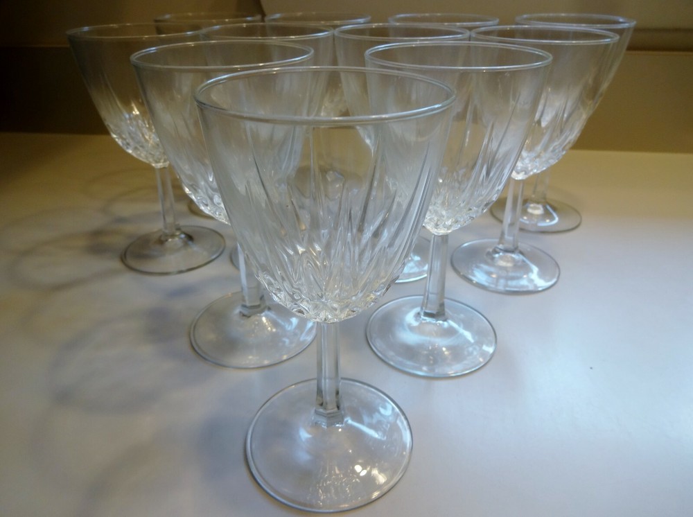 Lot 11 CRISTAL D’ARQUES DURAND DIAMANT CLARET WINE GLASSES France Goblets 5 3/4″