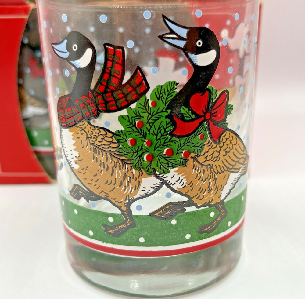 Vtg Libbey Christmas Canada Goose Crystal Tumblers Holiday Rocks Glass USA (12)