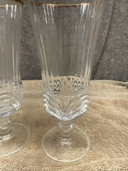2 VTG Royal Crystal Rock RCR Aurea Gold Wine Glasses Cut Arches Vertical Ribs