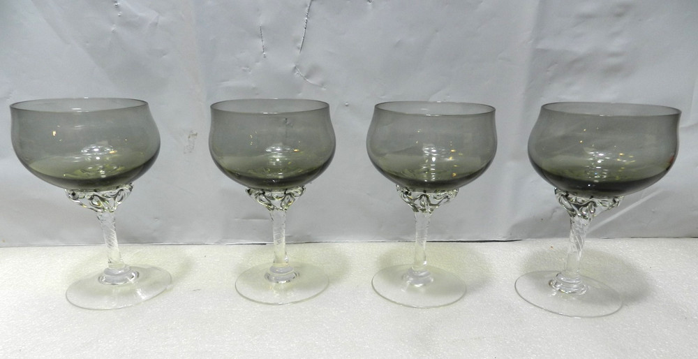 4 Sasaki Hawthorn Smoke Black/Gray Coronation Stim 4.5″ Tall Wine Glasses B31K