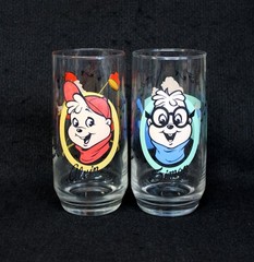 Vintage Pair of Collectors Glass Tumblers Featuring The Chipmunks Alvin & Simon