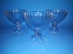 Clear Footed Ribbed Ice Cream/Dessert/Parfait Glasses – Set/Lot