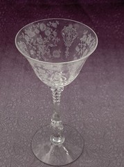 1 Cambridge Crystal Rose Point Liquor Cocktail Glass 6″ Height HOLDS 3 OZ