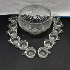Vintage Jeannette Glass Grape Vine/Fruit Punch Bowl With 12 Cups Very Nice