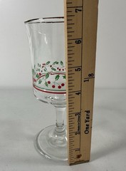 Vintage 1pc Glass Christmas Holly Berries Goblet Drinking Glass Holiday Decor