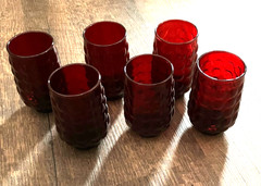 VINTAGE- SET OF 6- RUBY RED 4″ HIGH- BUBBLE JUICE GLASSES- ANCHOR HOCKING