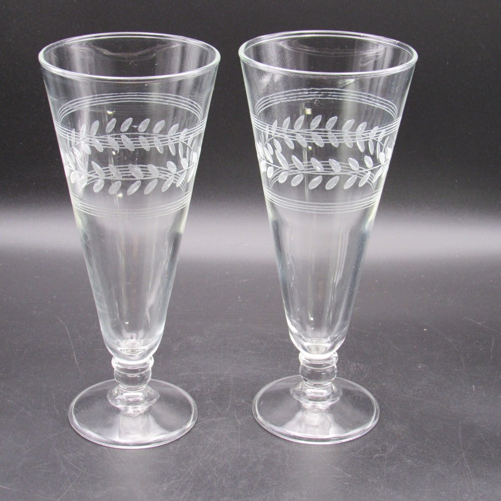 Vintage Footed Pilsner Glasses, Pair (2), Stripe & Laurel Band, 7 1/4″ h, Clear