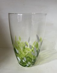 Art Glass Tumbler Lime Green Spatter 16+ Oz 5.5″ Heavy Bottom NEW COND