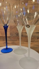 Vintage Set Of 4 Romanian White Cobalt Blue Petal Stem Champagne Flutes 9″-10″