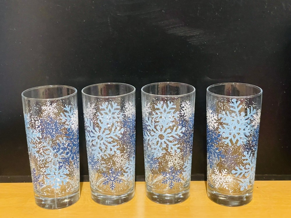 Set 4 Vintage Libbey Blue & White Winter Snowflakes Clear Glass 6 1/4″ Tumblers