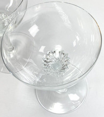 Pretty Twisted Stem Champagne Glasses 5 1/4″ Set of Four