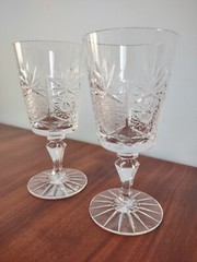 Cut Crystal Stem Water Glass Pineapple Pattern Mid Century Intricate Set Of 2
